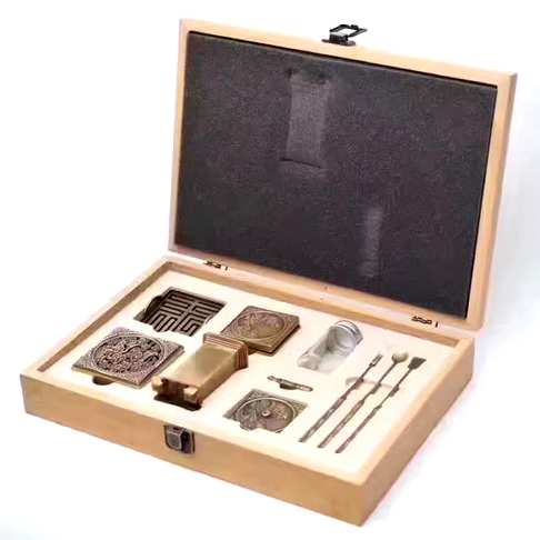 名称方形祥云纂香套装材质国标铜规格套装盒子规格长30厘米宽21厘米