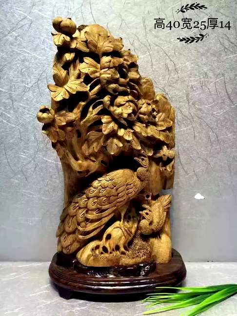 4200AZ品名《孔雀牡丹》材料采用印尼天然沉香香味浓郁、雕工精