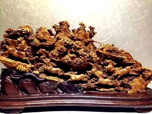 5800AZ品名《八骏马》材料采用印尼天然沉香香味一流、雕工精美一