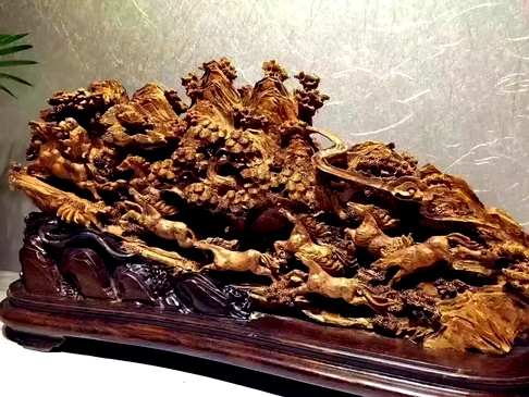 5800AZ品名《八骏马》材料采用印尼天然沉香香味一流、雕工精美一