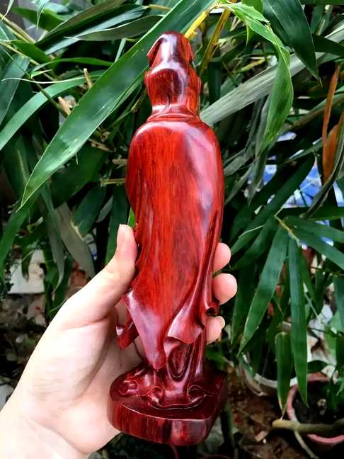 小叶紫檀净瓶小观音规格7-6-20克重265g纯手工雕刻造型