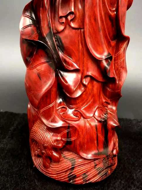 小叶紫檀净瓶观音AZ2080AZ纯手工雕刻工艺精湛纯正鸡血红呢料