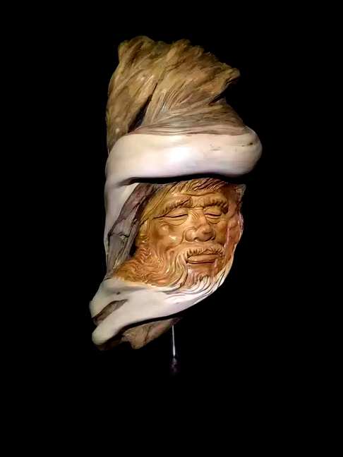 《黄土情》太行崖柏双色陈化坨坨旋转S型料大师手工雕刻脸部运用现代雕塑手法