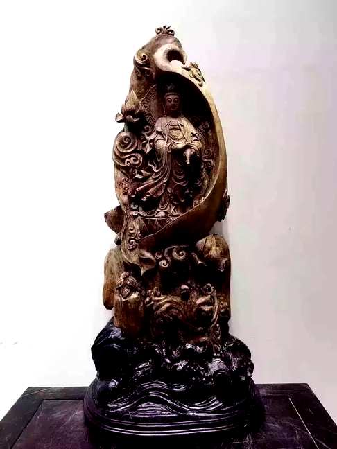 11800AZ滴水观音、产自印尼沉香整料雕刻造型新颖雕工精细