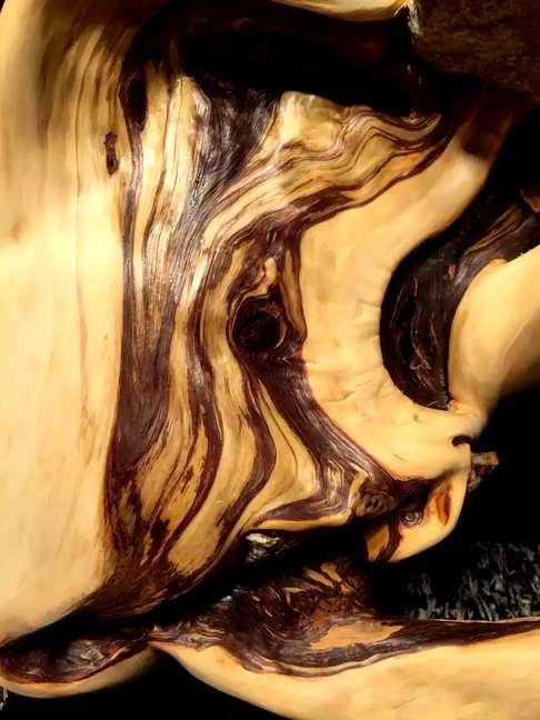 名称达摩材质崖柏规格高73宽39厚20特色造型独特天然抱石材料干