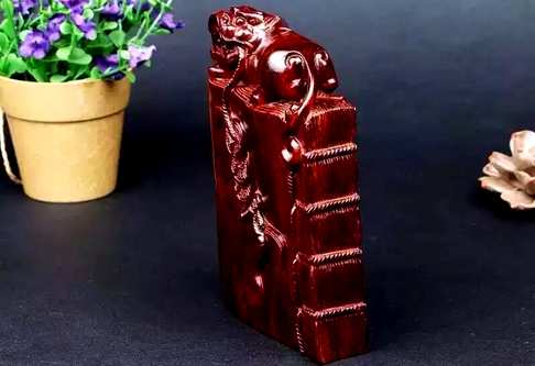 新款把件招财貔貅-印度小叶紫檀手工雕刻尺寸124-79-30mm