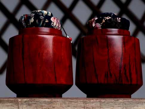 2000布塞茶叶罐小叶紫檀高油密拆房老料器型美观容量大实用性强