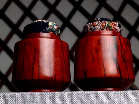 2000布塞茶叶罐小叶紫檀高油密拆房老料器型美观容量大实用性强