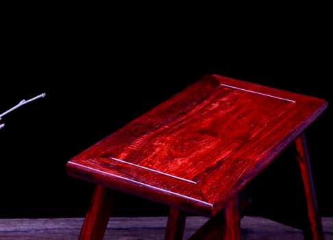 小叶紫檀小板凳独板榫卯结构制作品质完美做过实验、可承载200斤尺寸25.5