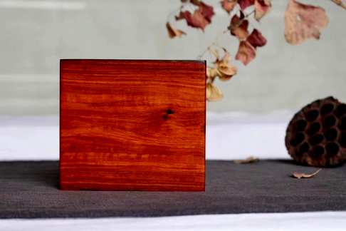 回纹•玉底座小叶紫檀拆房老料一木挖大制作高密度材质坚硬细腻器型简朴全