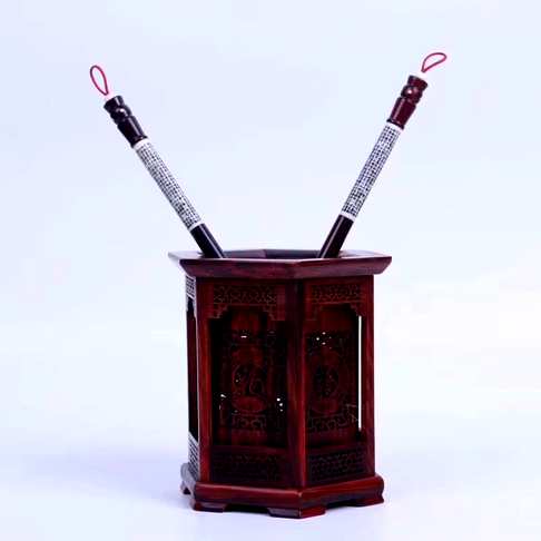 笔筒系列品名六角笔筒材质红酸枝规格六角笔筒11.5*1