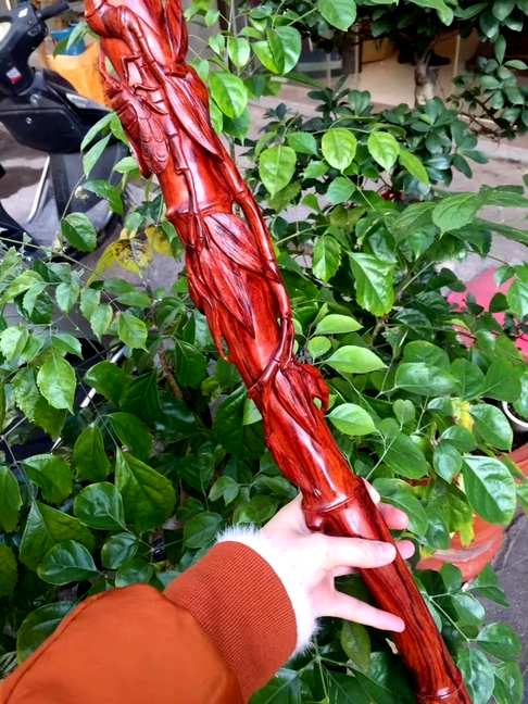 小叶紫檀“知足常乐”拐杖整料取材高油老料手工制作雕工精细寓意美好