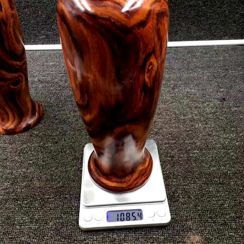 典藏品传世经典海黄大花瓶高度30最大宽度9.5黎族野生料紫色