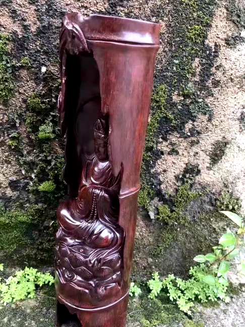 2500元品名竹林观音材质印度小叶紫檀规格直径7高29重量