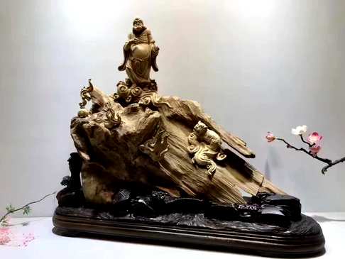 《戏狮罗汉》材质:印尼天然型