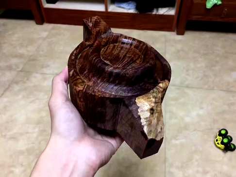 这个茶壶屌直径13.3cm还有2斤重海黄老料
