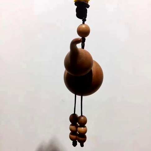 印度老山檀香 木雕工艺品葫芦精工手把件规 格 26-26-52mm