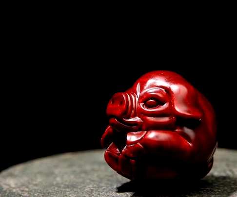 精工雕刻50mm保健球印度小叶紫檀十二生肖 猪健身球