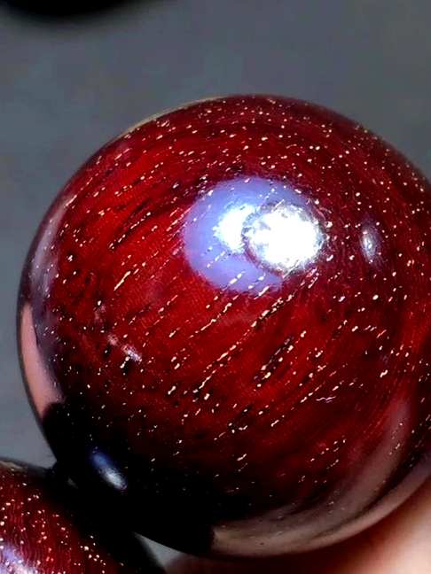 (⊙o⊙)哇小叶紫檀2.5-10颗鸡血红爆金星材质细泥玻璃底配小叶
